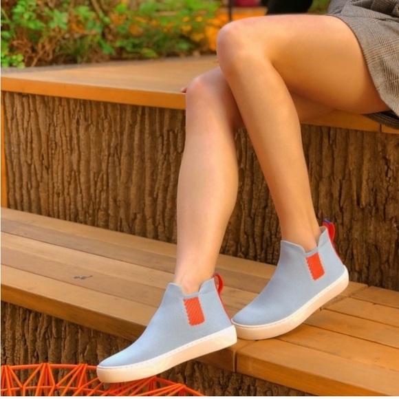 Rothy's Chelsea High Top Boot Size 8 Sneakers Shoes Artic Blue / Orange - Picture 1 of 10